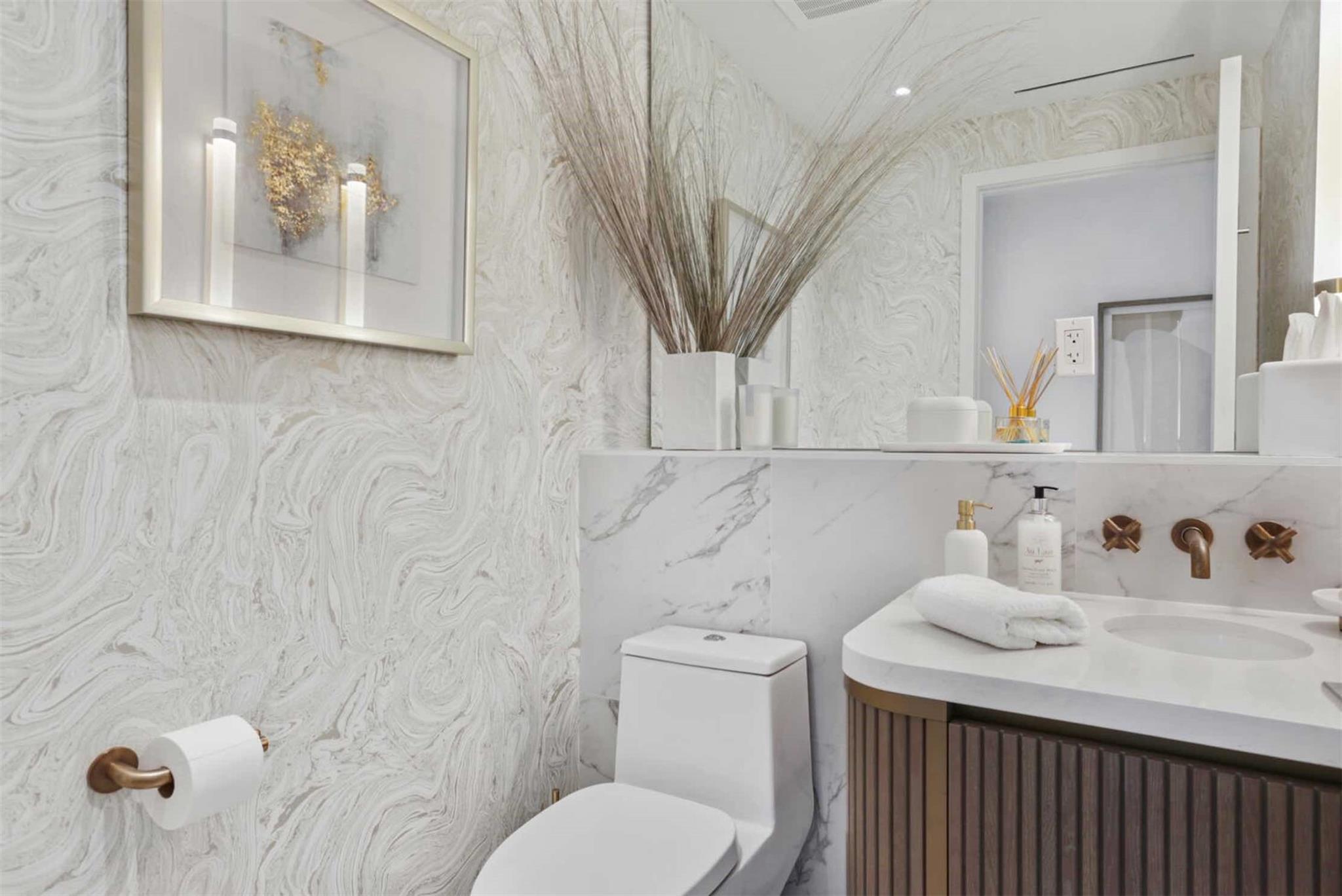 525 N Fort Lauderdale Bch Blvd #1103 Fort Lauderdale, FL 33304