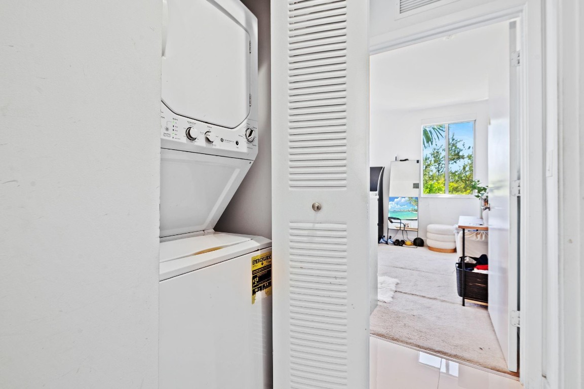 2651 NE 212th #201 Aventura, FL 33180