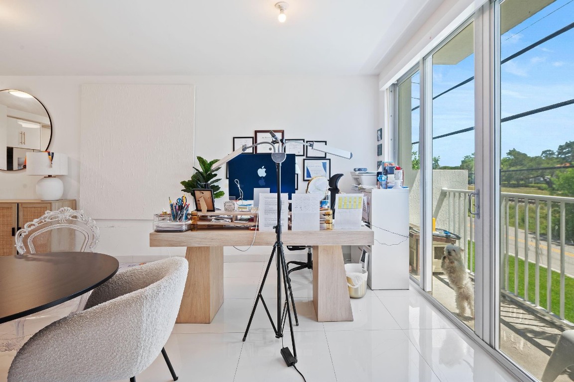 2651 NE 212th #201 Aventura, FL 33180