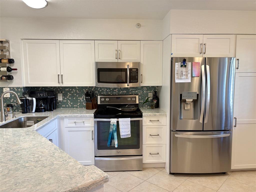 2112 S Cypress Bnd Dr #203