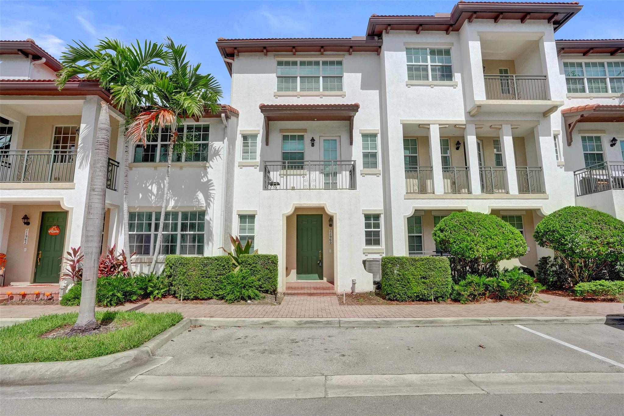 11960 SW 27th Ct #11960