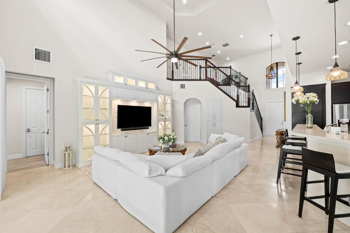 8291 Canopy Parkland, FL 33076