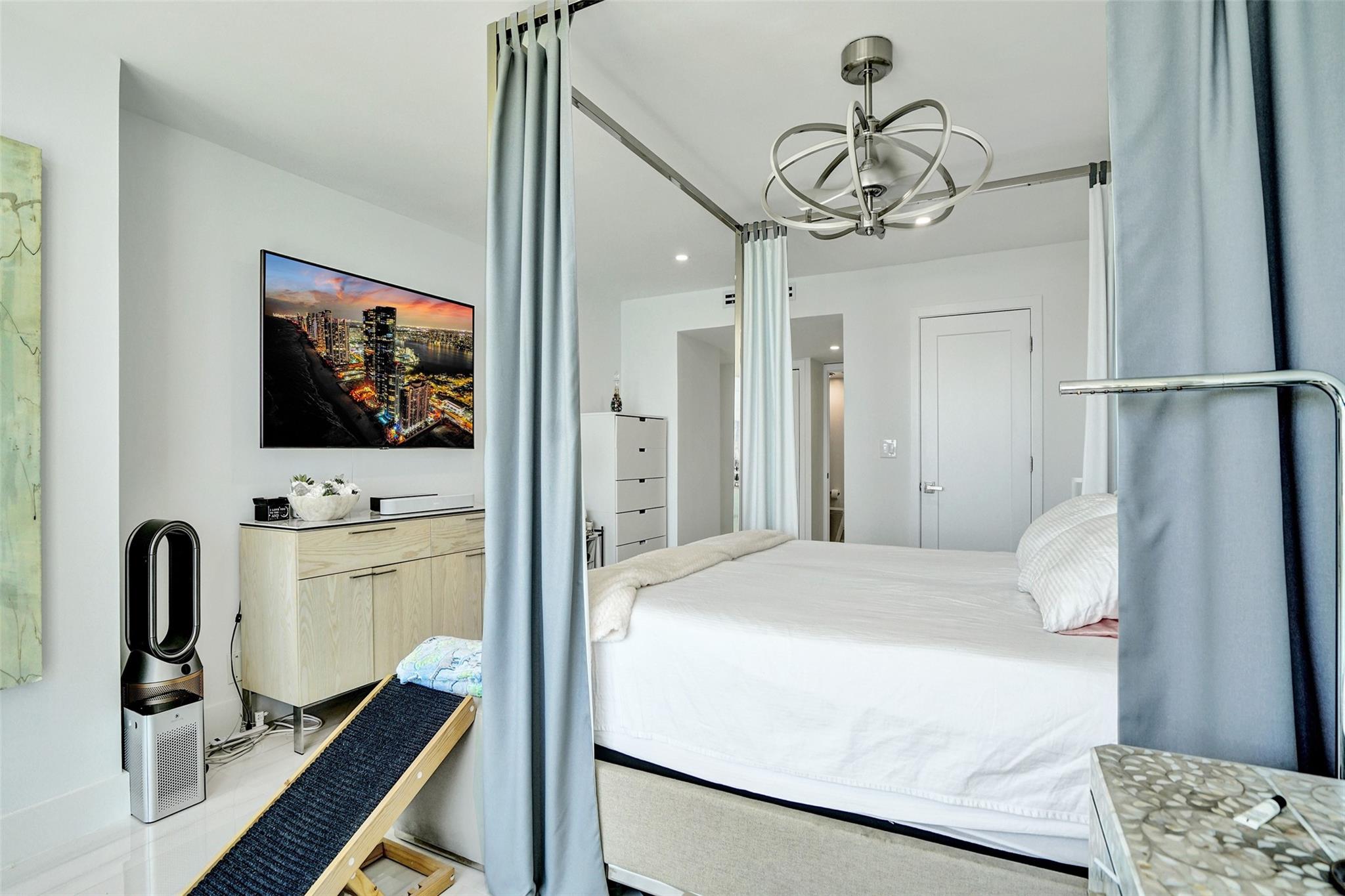 2100 S Ocean Ln #1202 Fort Lauderdale, FL 33316