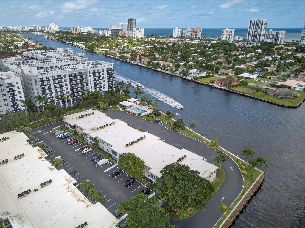 6521 Bay Clb Dr #6521-2 Fort Lauderdale, FL 33308