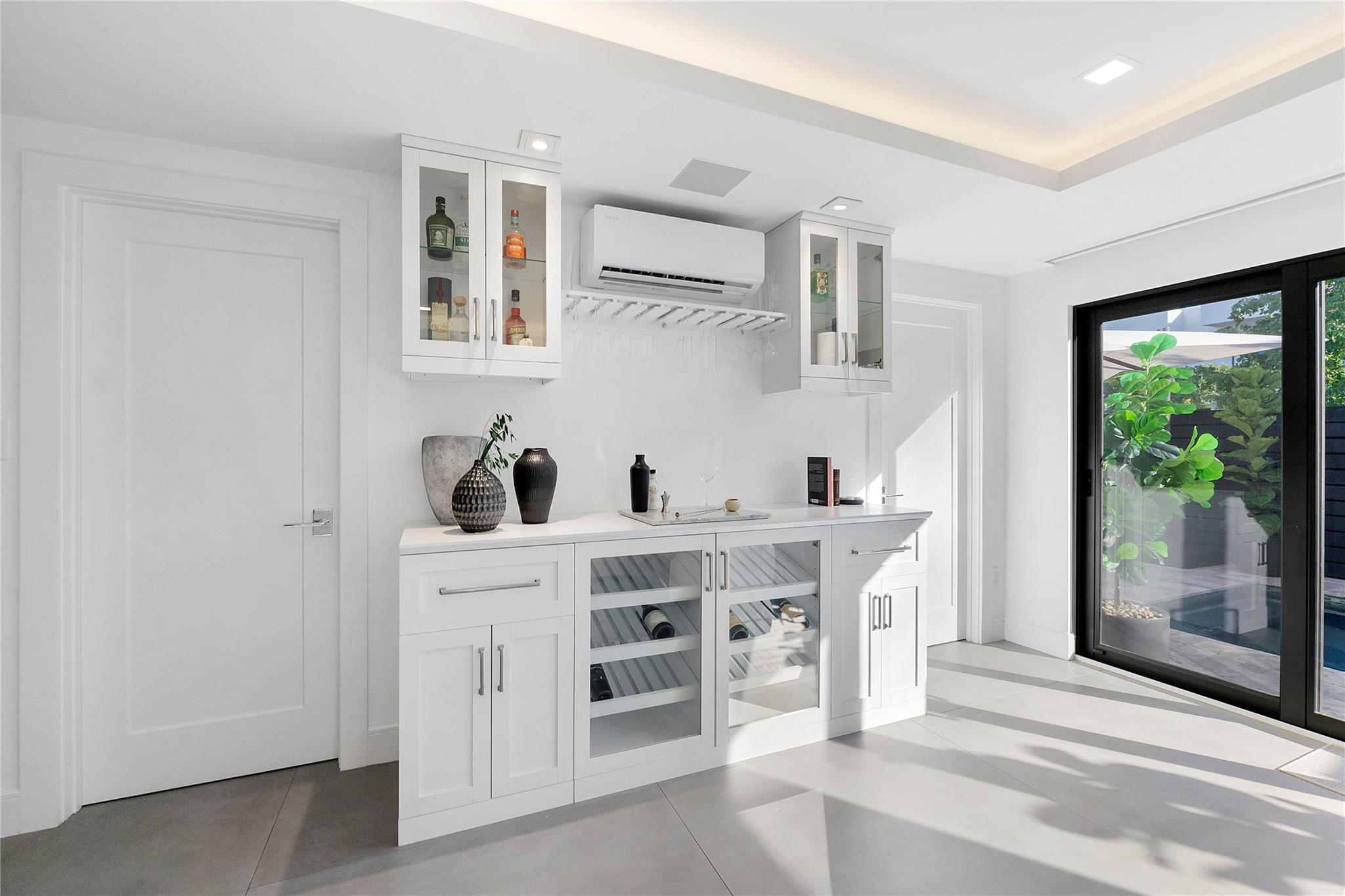 500 NE 14th Ave Fort Lauderdale, FL 33301