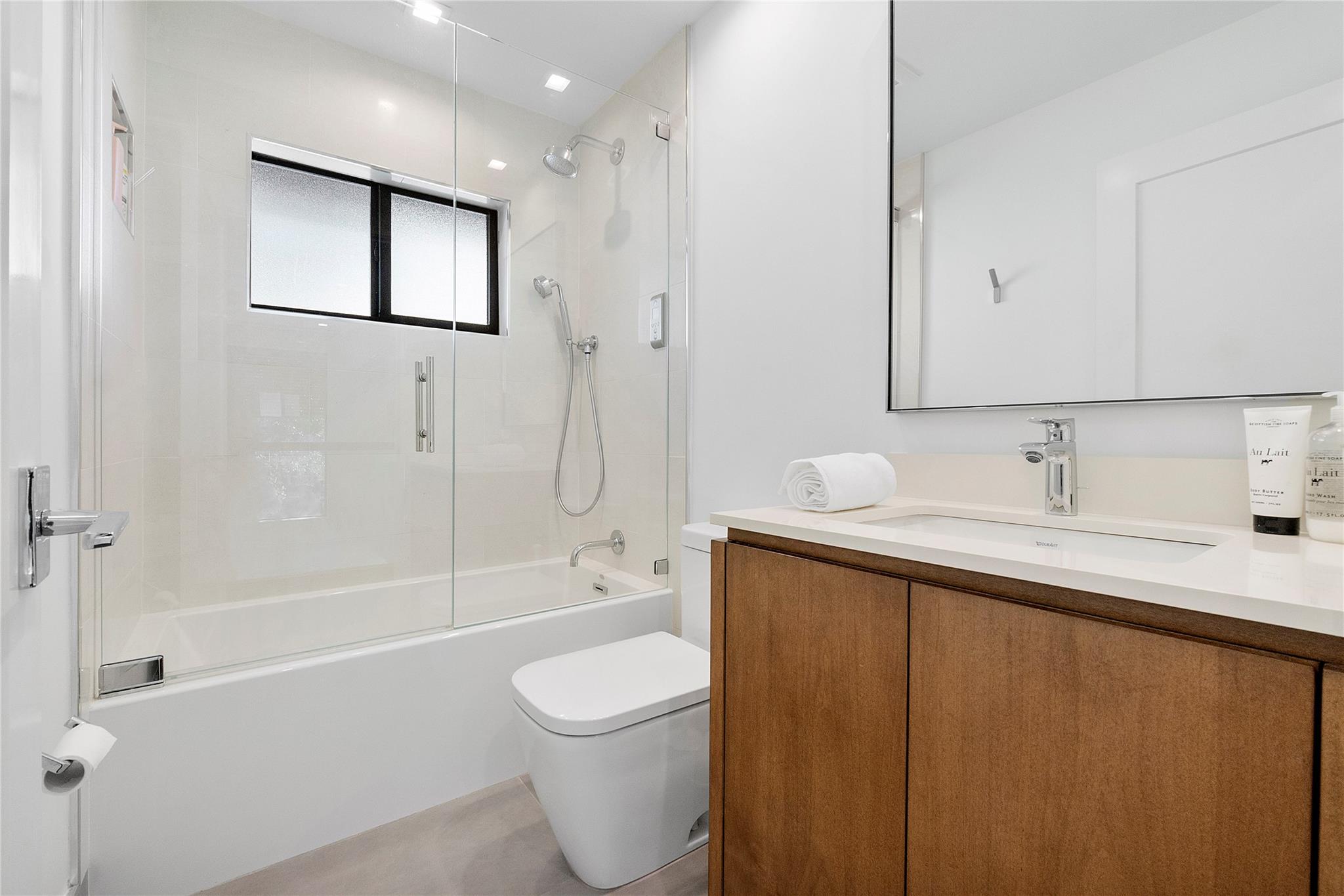 500 NE 14th Ave Fort Lauderdale, FL 33301