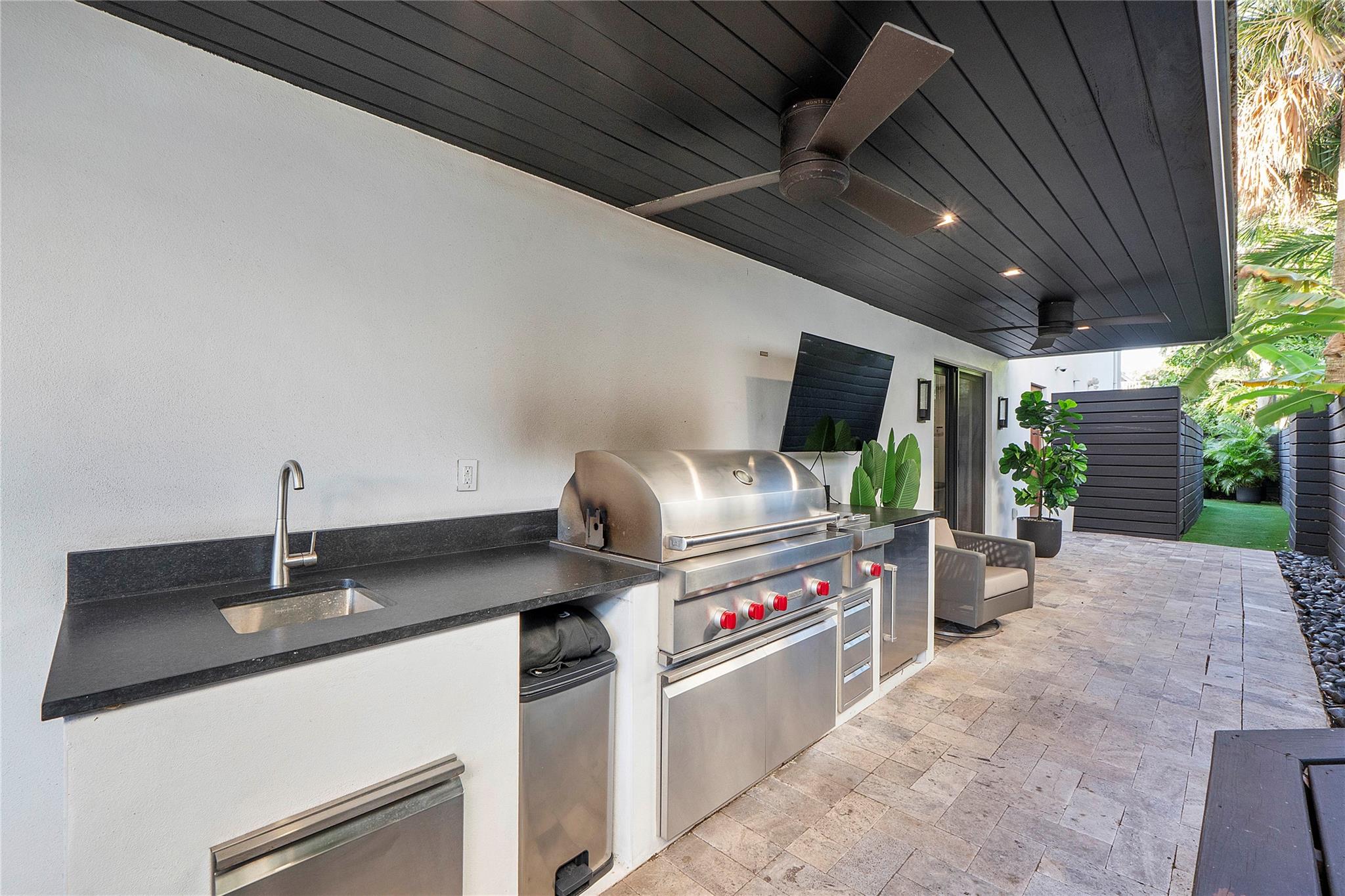 500 NE 14th Ave Fort Lauderdale, FL 33301