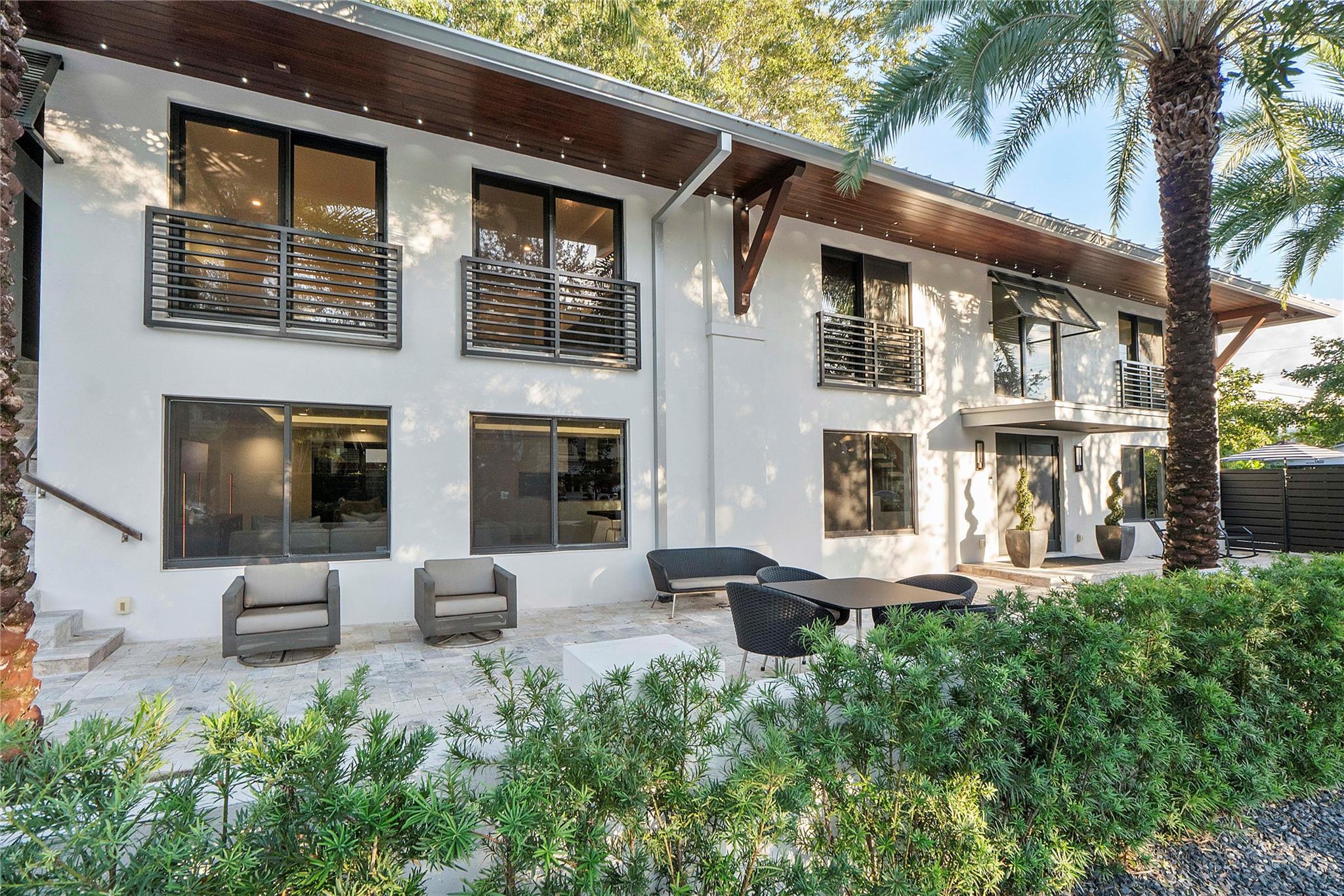 500 NE 14th Ave Fort Lauderdale, FL 33301