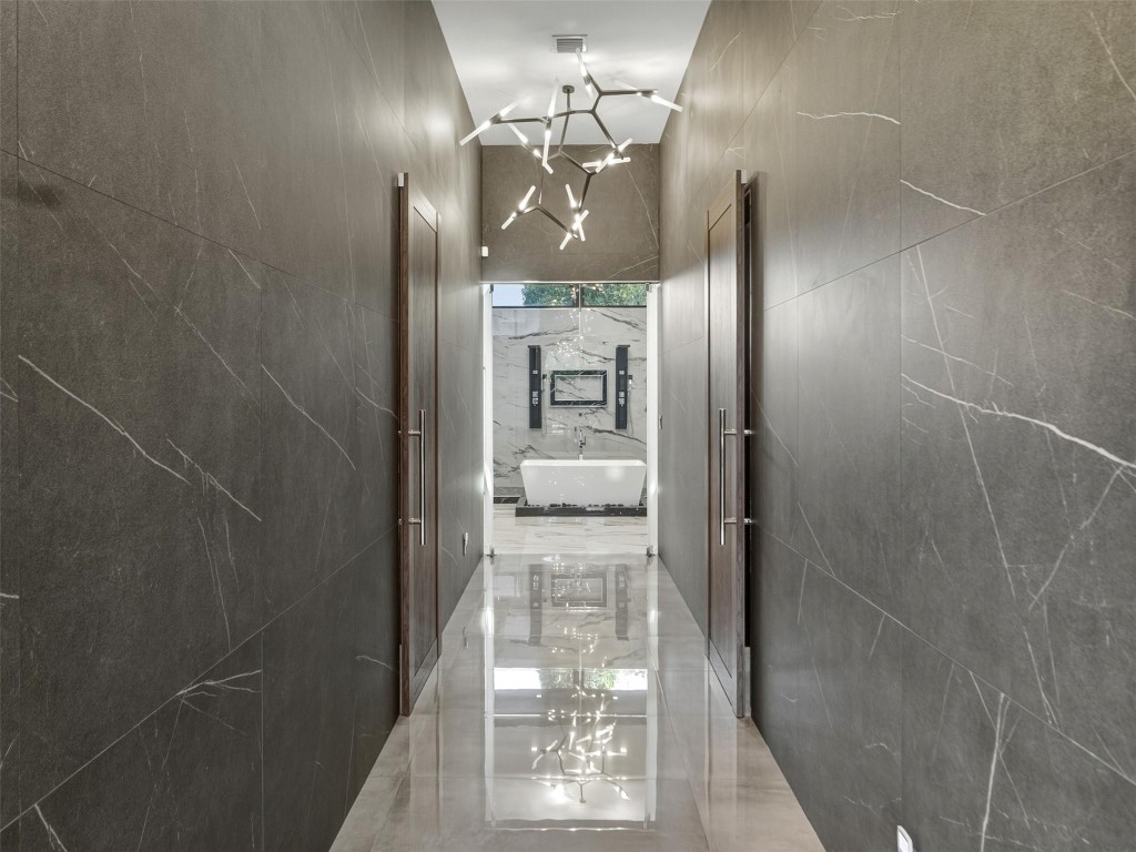 2213 NE 37th Dr Fort Lauderdale, FL 33308