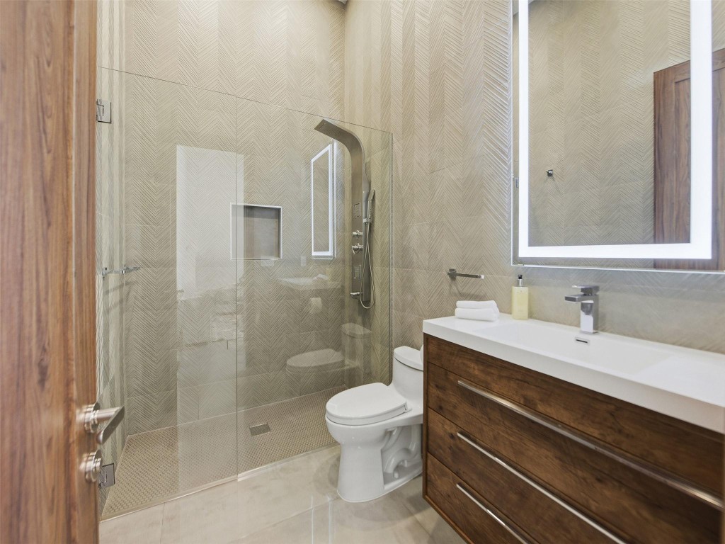 2213 NE 37th Dr Fort Lauderdale, FL 33308