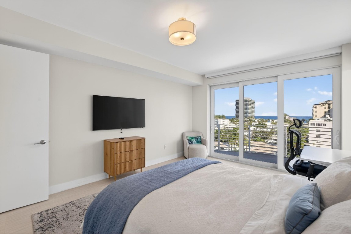 612 Bayshore #702 Fort Lauderdale, FL 33304