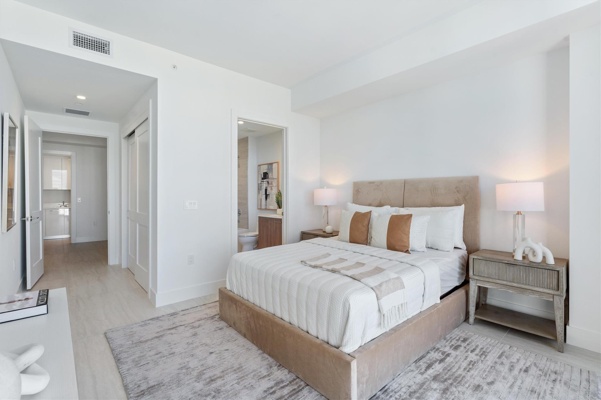 153 N Seabreeze #1405-S Fort Lauderdale, FL 33304