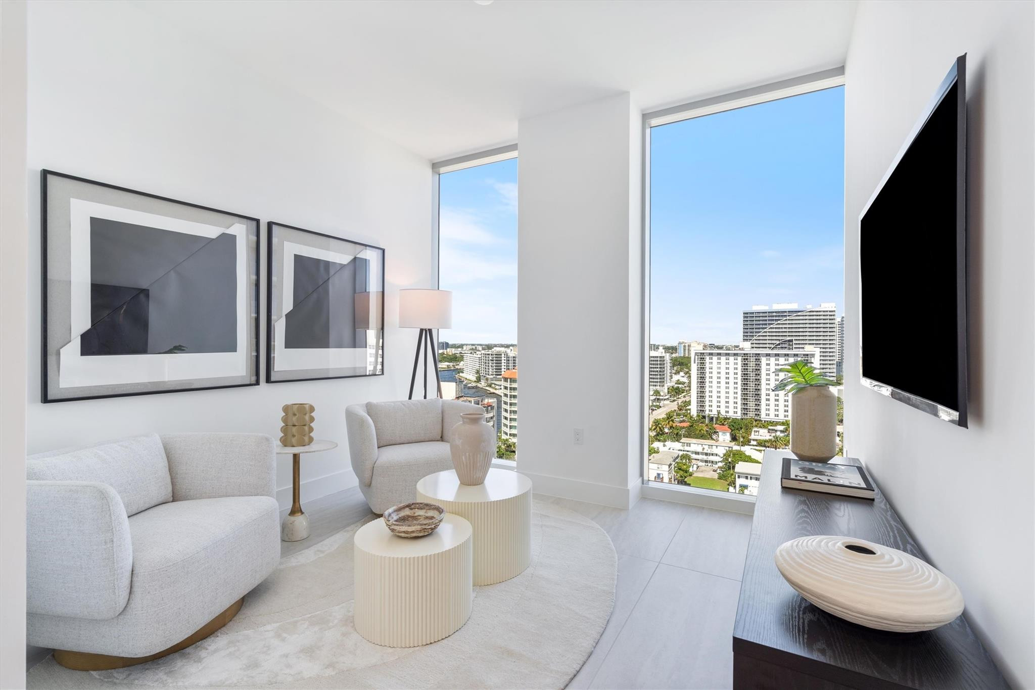 153 N Seabreeze #1405-S Fort Lauderdale, FL 33304