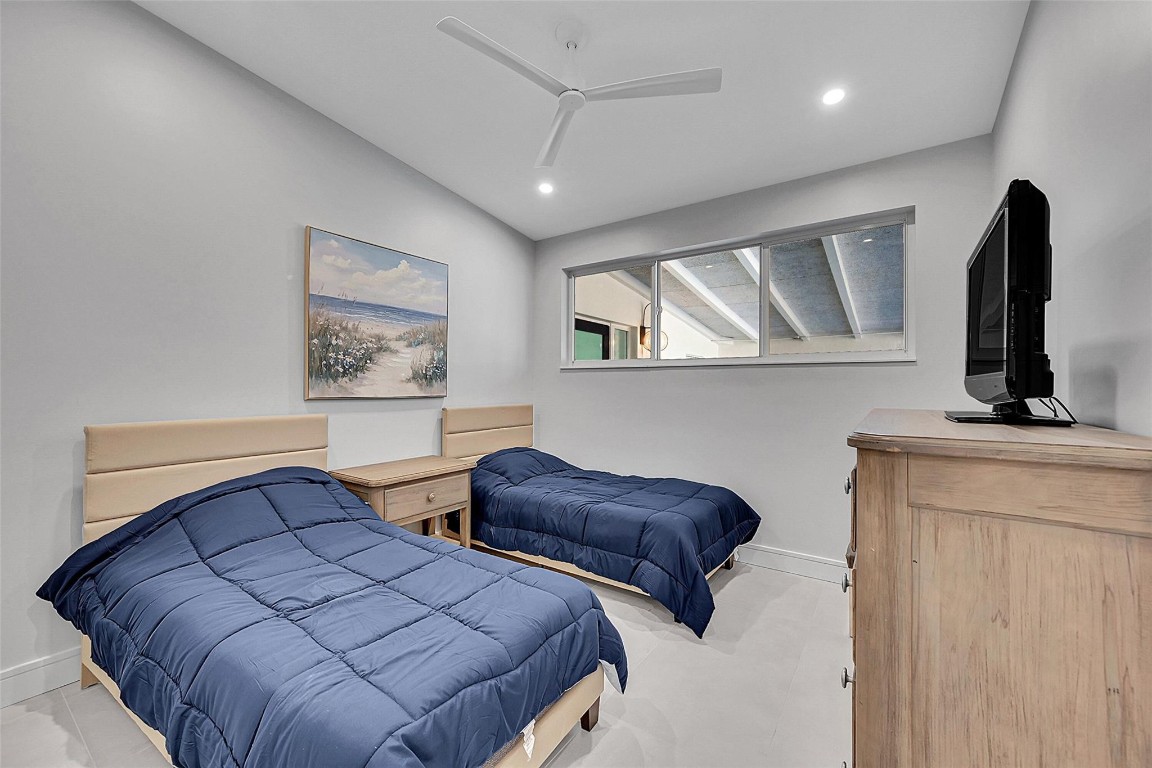 441 SE 14th Pompano Beach, FL 33060