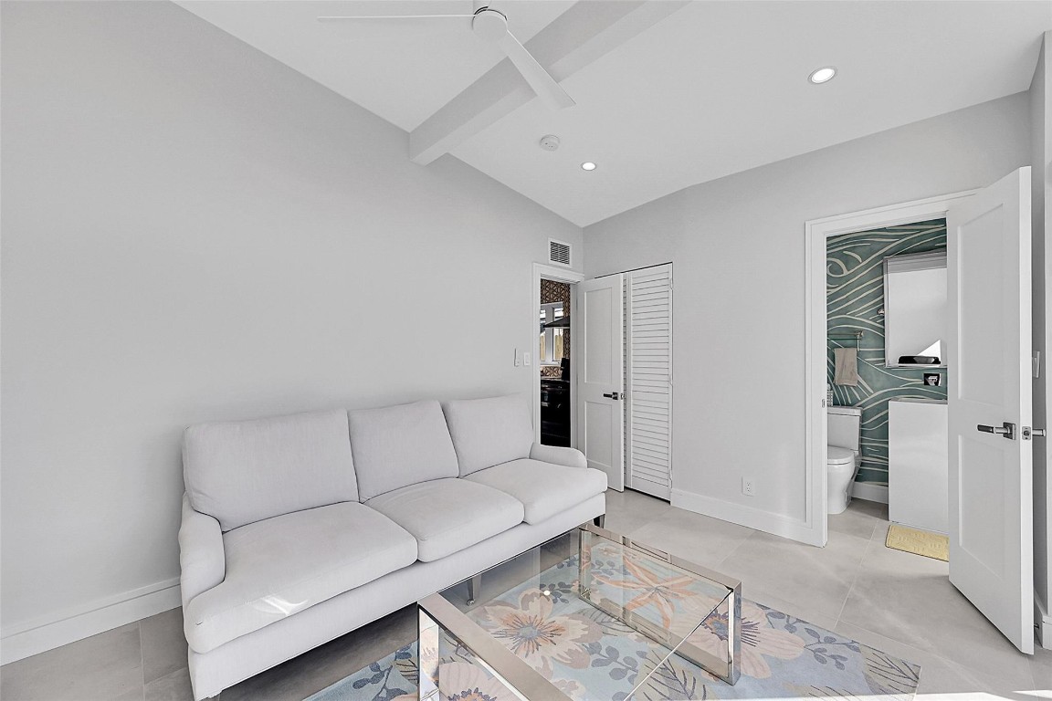 441 SE 14th Pompano Beach, FL 33060