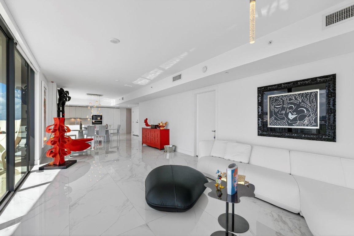 730 N Ocean #1204 Pompano Beach, FL 33062