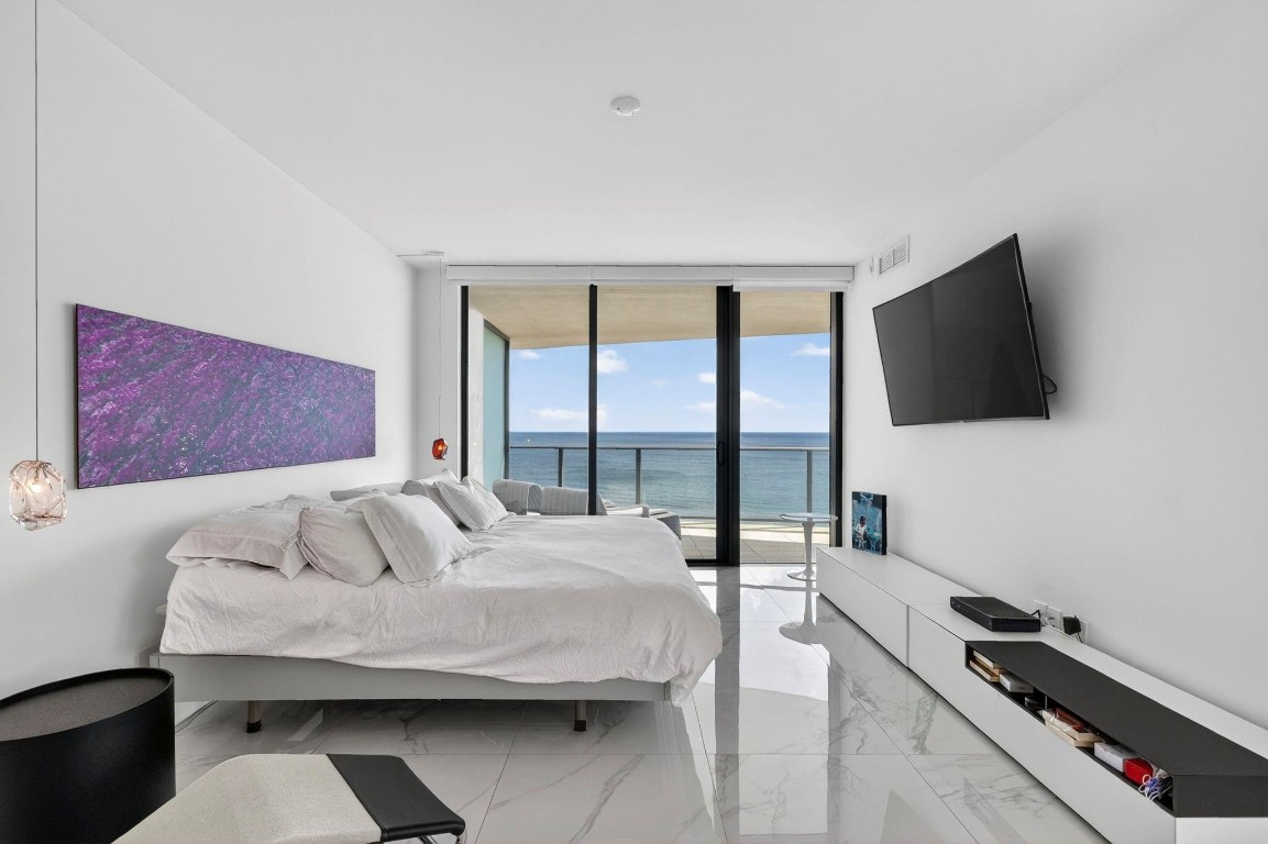 730 N Ocean #1204 Pompano Beach, FL 33062