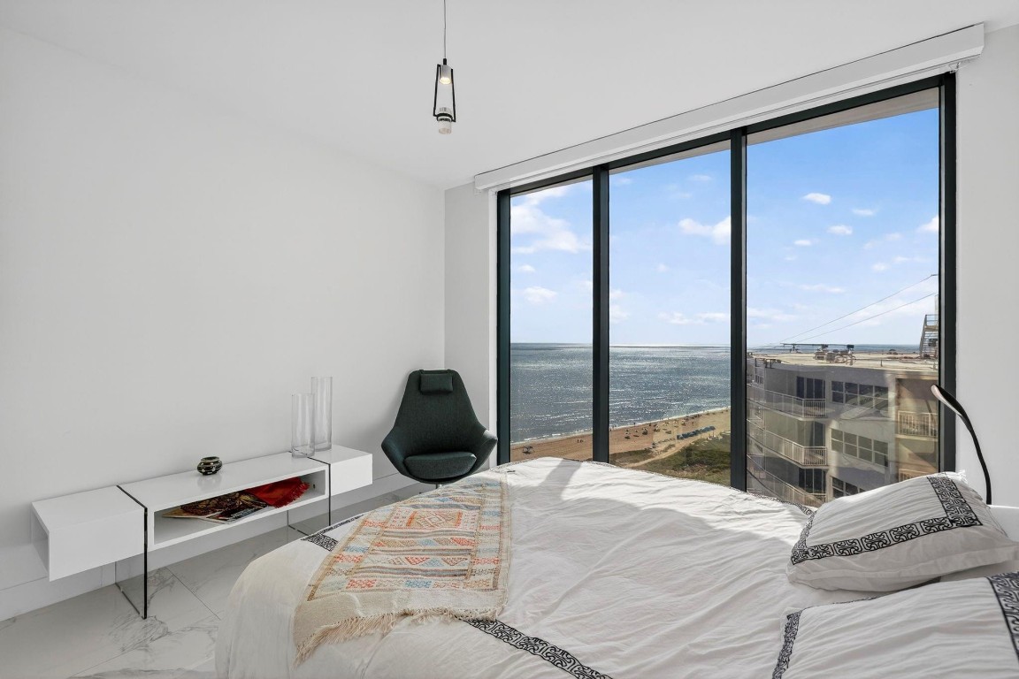 730 N Ocean #1204 Pompano Beach, FL 33062