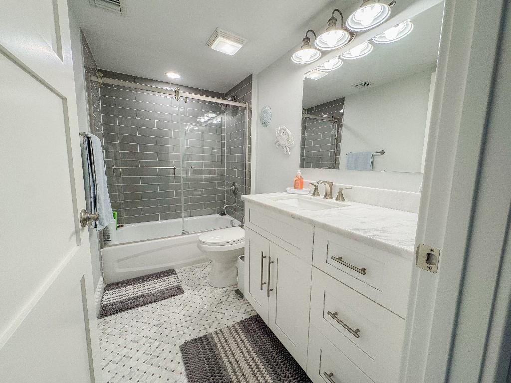 901 Seafarer #101 Jupiter, FL 33477