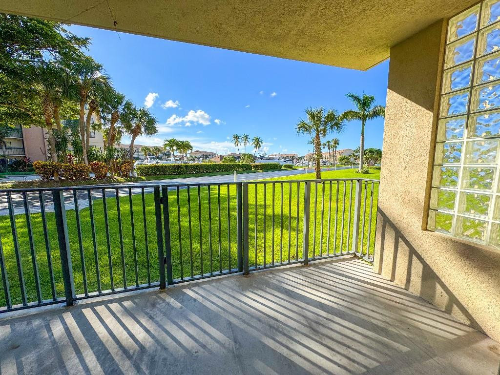 901 Seafarer #101 Jupiter, FL 33477
