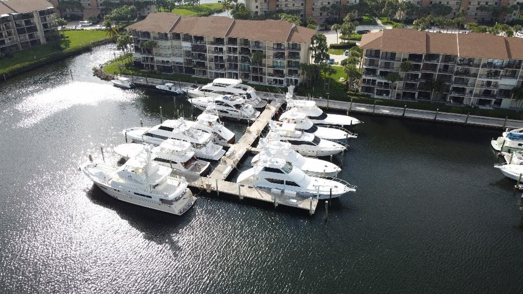 901 Seafarer #101 Jupiter, FL 33477