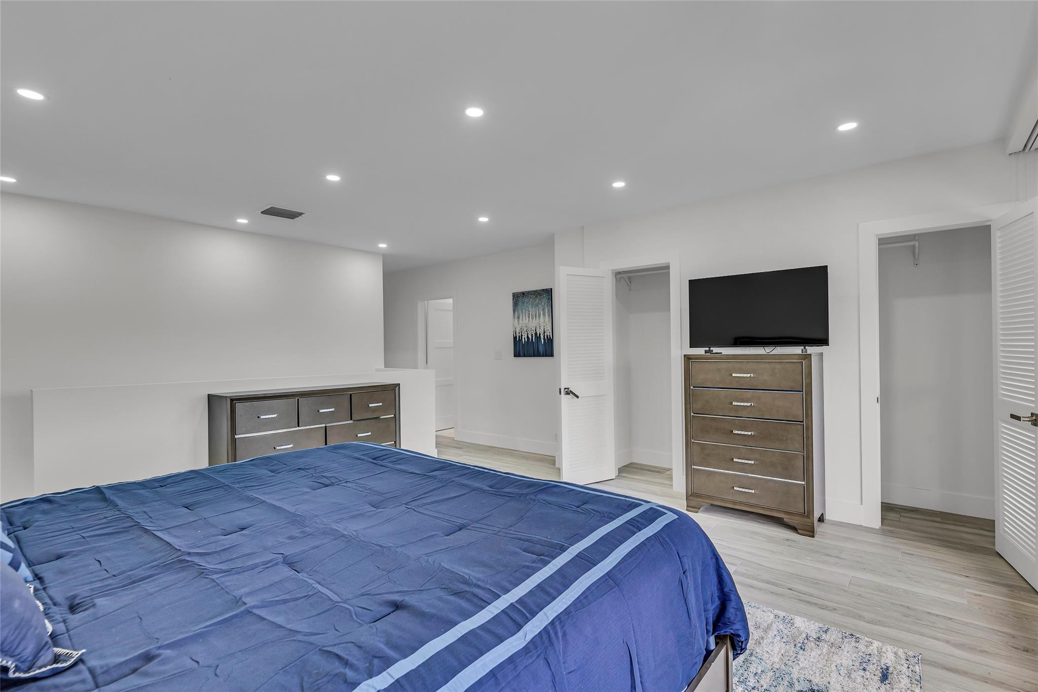 616 3rd Key Fort Lauderdale, FL 33304