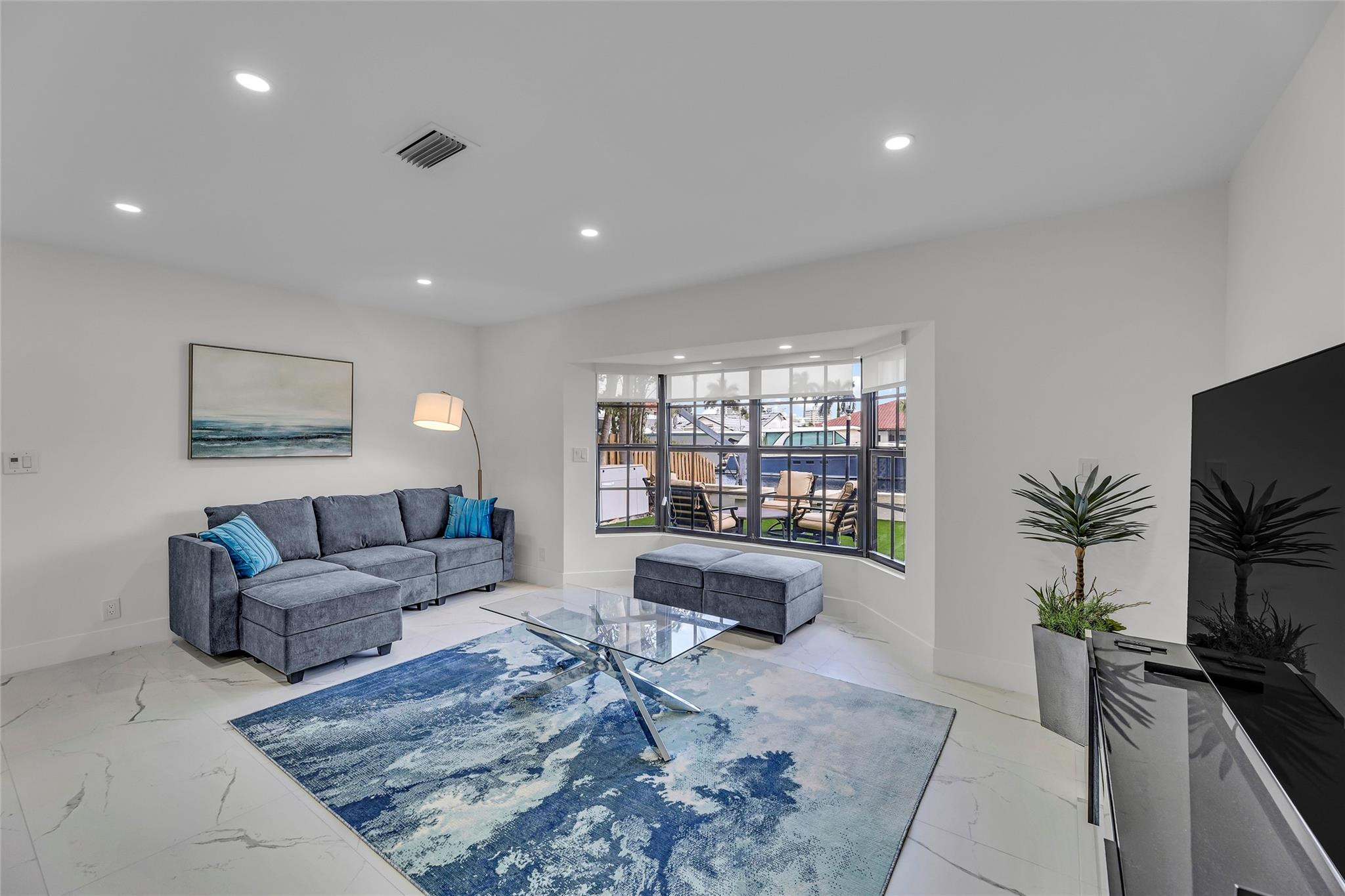 616 3rd Key Fort Lauderdale, FL 33304