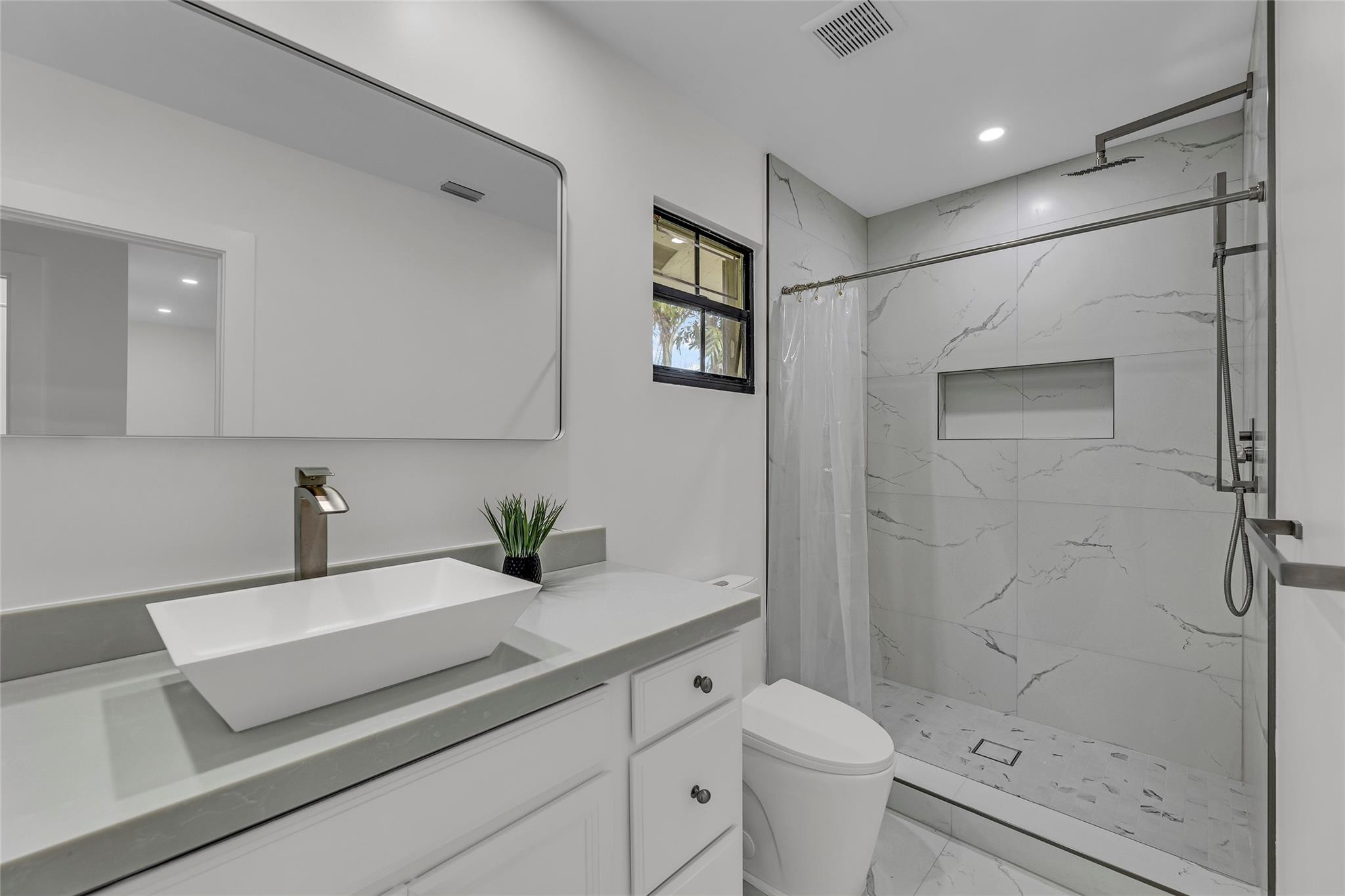 616 3rd Key Fort Lauderdale, FL 33304