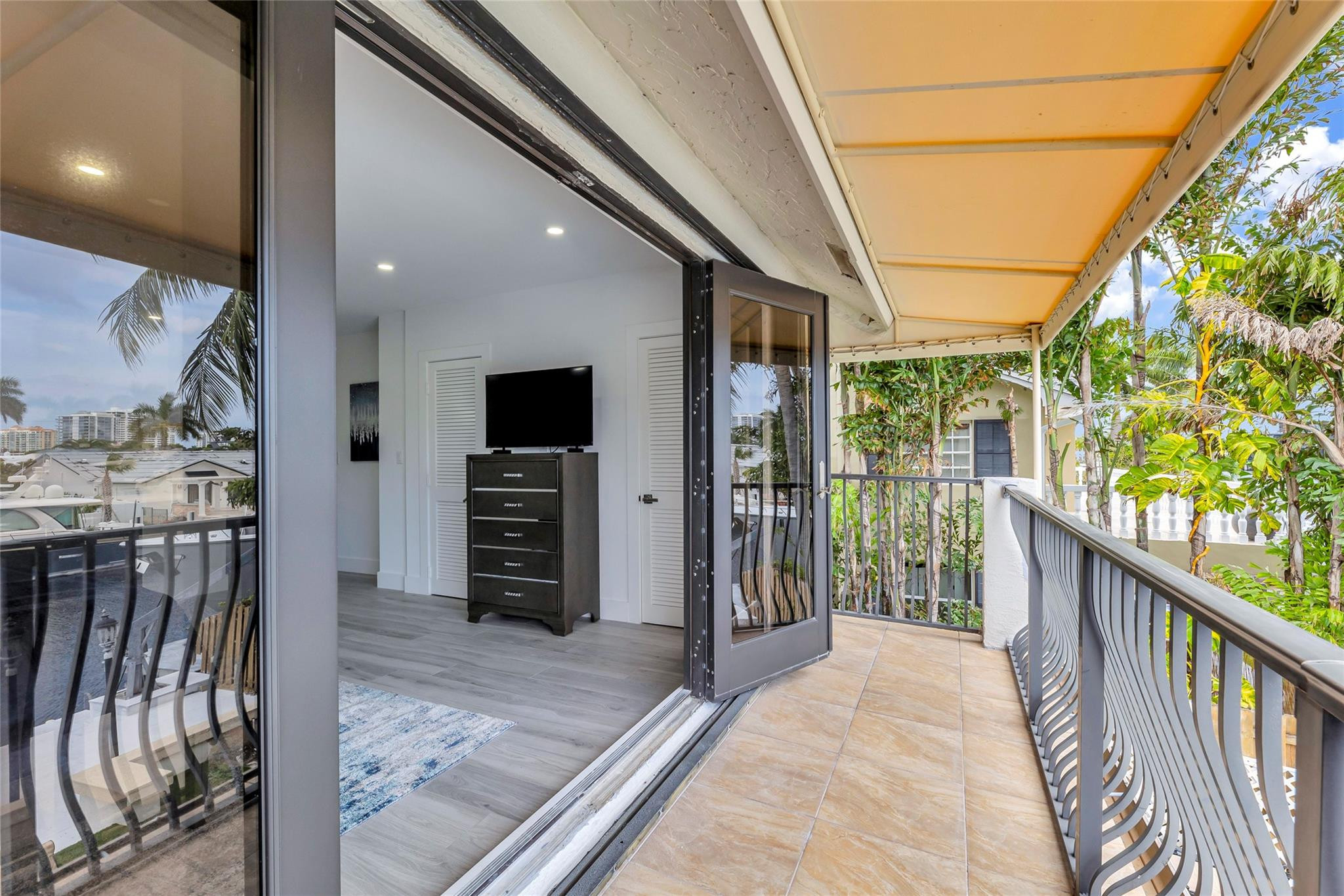 616 3rd Key Fort Lauderdale, FL 33304