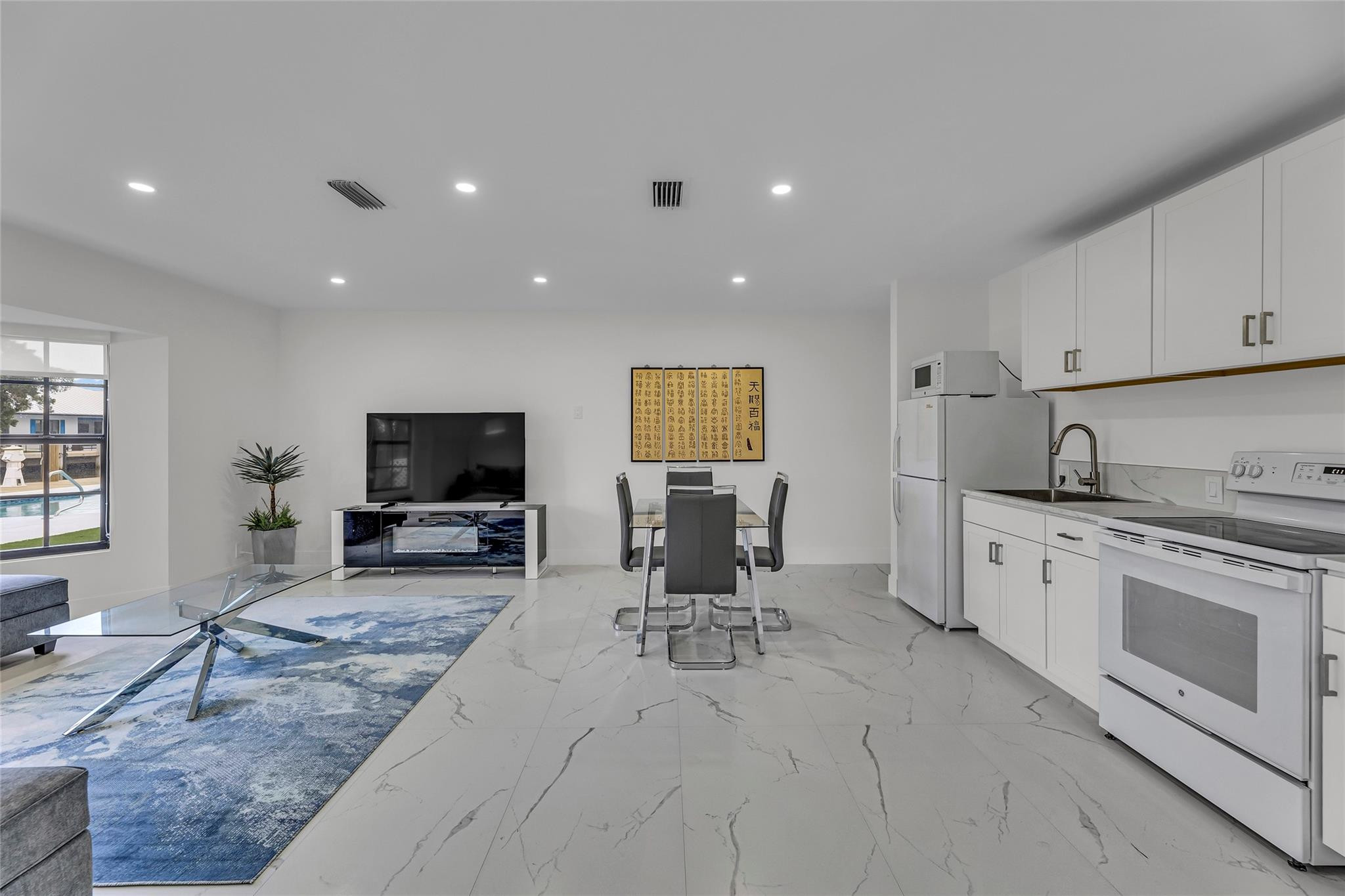 616 3rd Key Fort Lauderdale, FL 33304