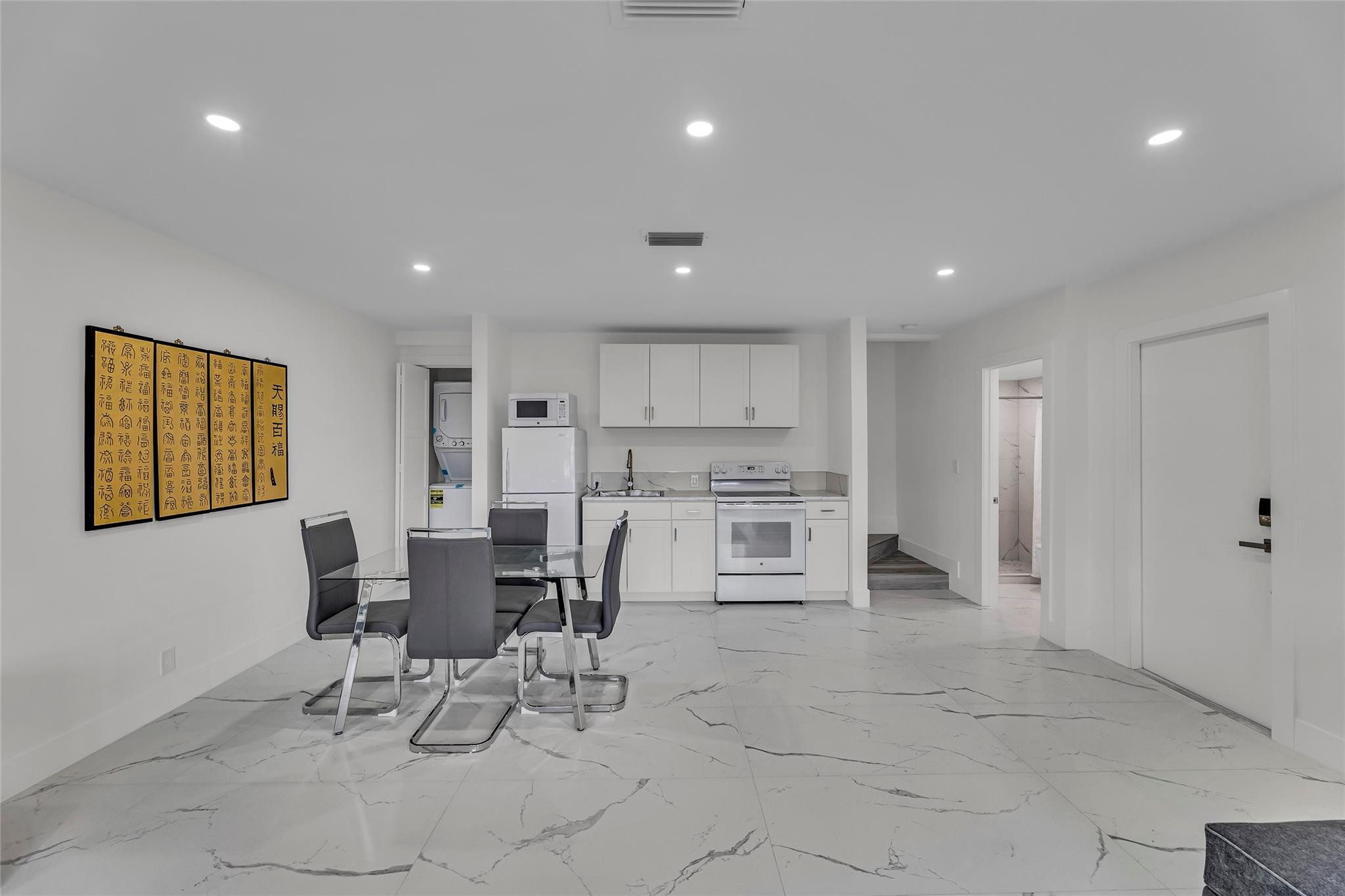 616 3rd Key Fort Lauderdale, FL 33304