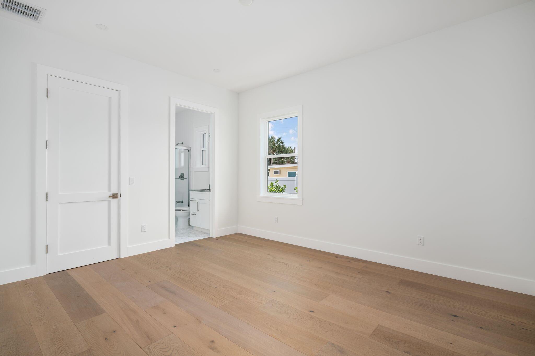 716 Conn Way Vero Beach, FL 32963