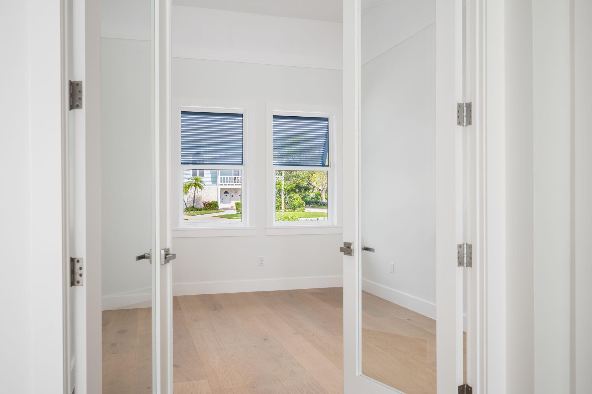 716 Conn Way Vero Beach, FL 32963