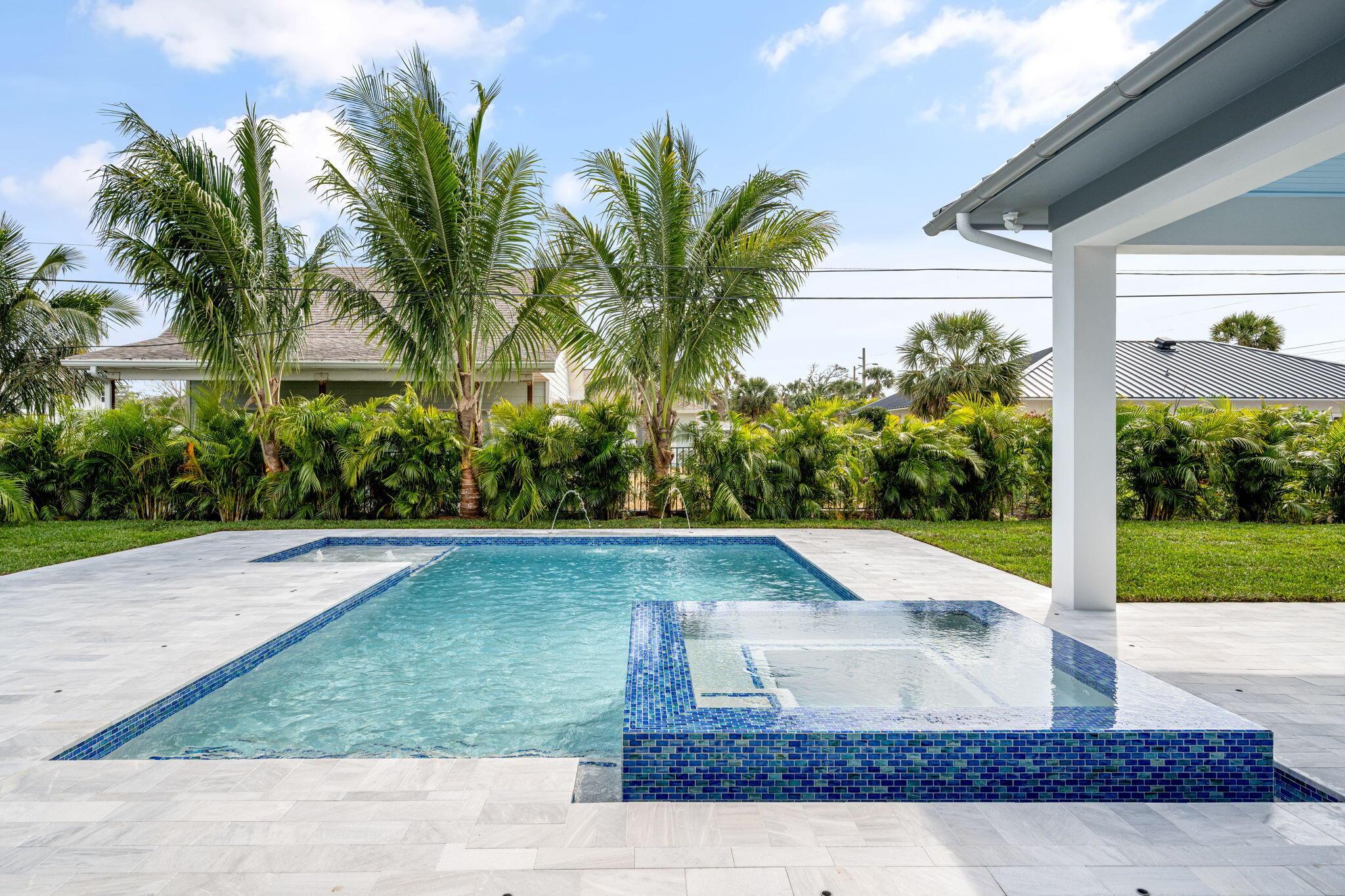 716 Conn Way Vero Beach, FL 32963