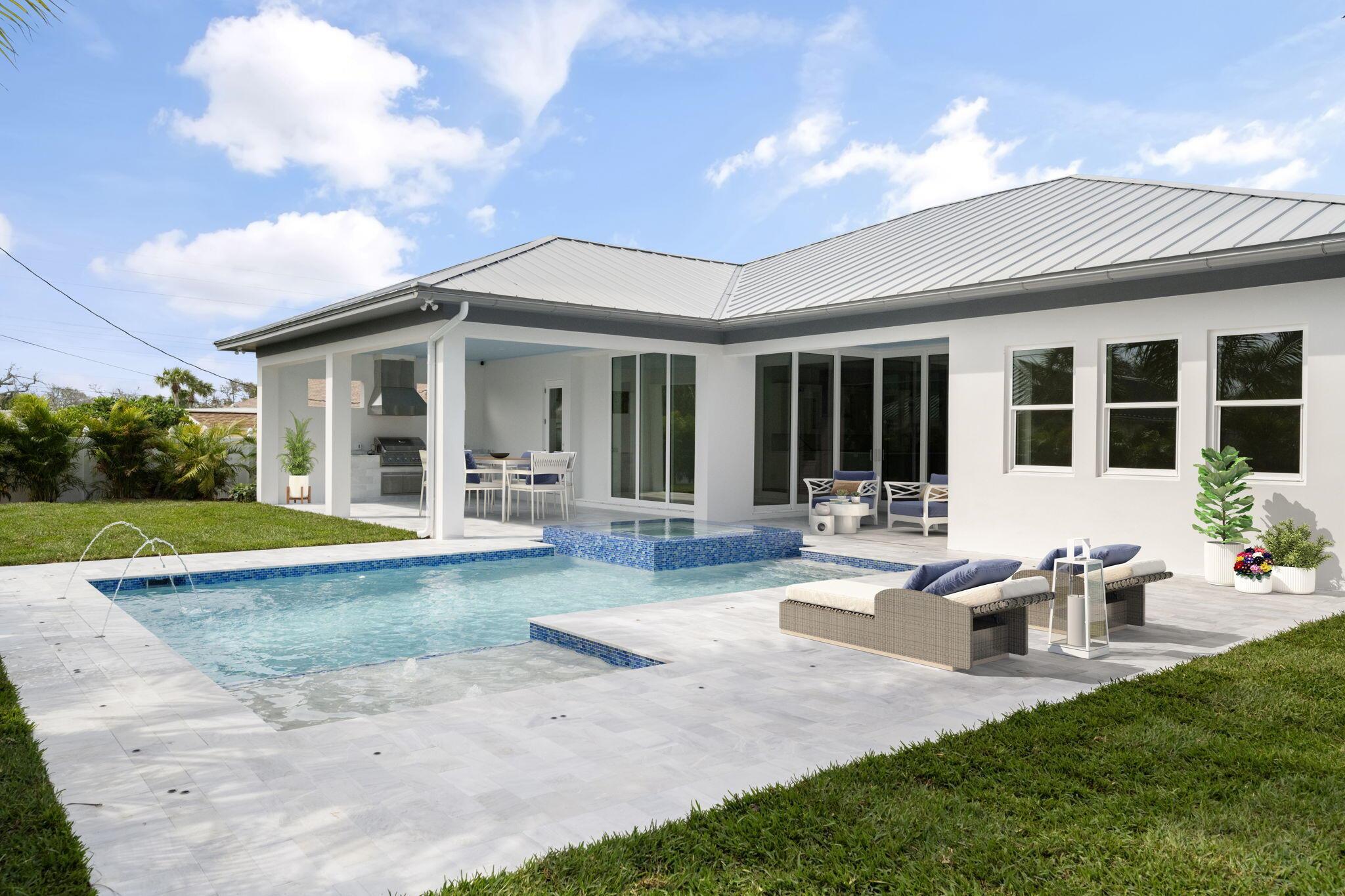 716 Conn Way Vero Beach, FL 32963