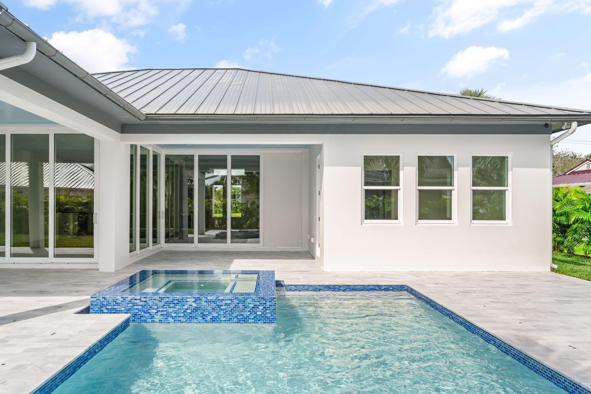 716 Conn Way Vero Beach, FL 32963