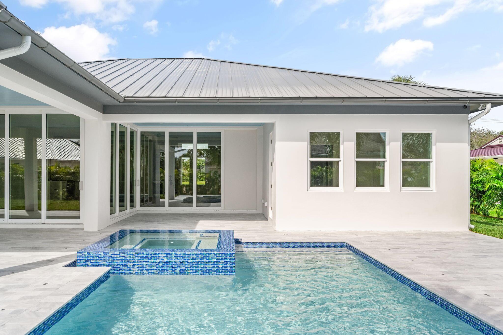 716 Conn Way Vero Beach, FL 32963