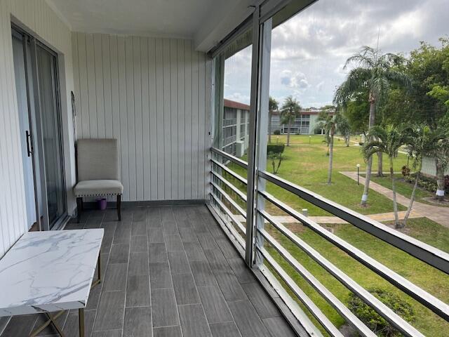 3400 Springdale 303rd #303 Palm Springs, FL 33461