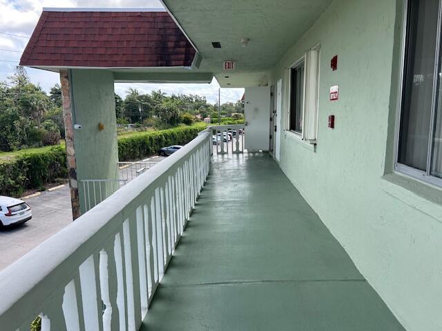 3400 Springdale 303rd #303 Palm Springs, FL 33461