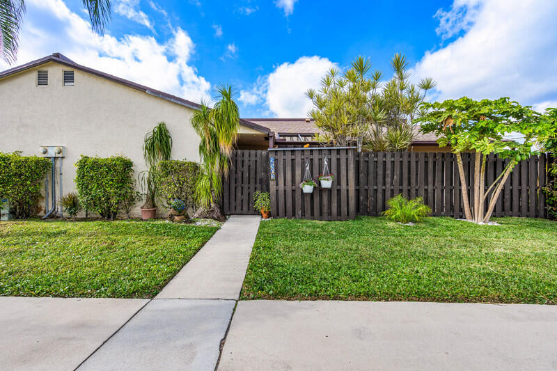 2503 Waterview Cir