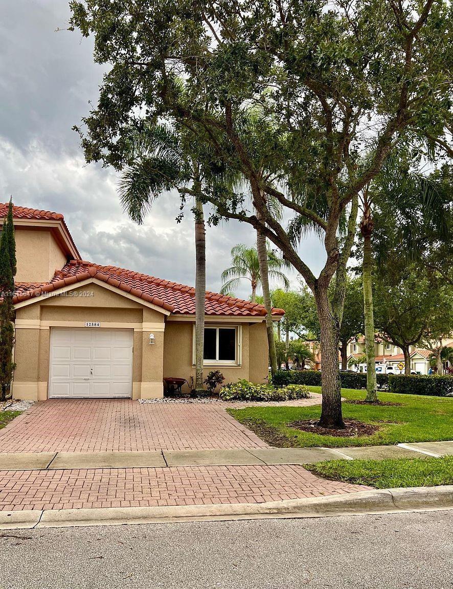 12584 NW 57th Pl #12584