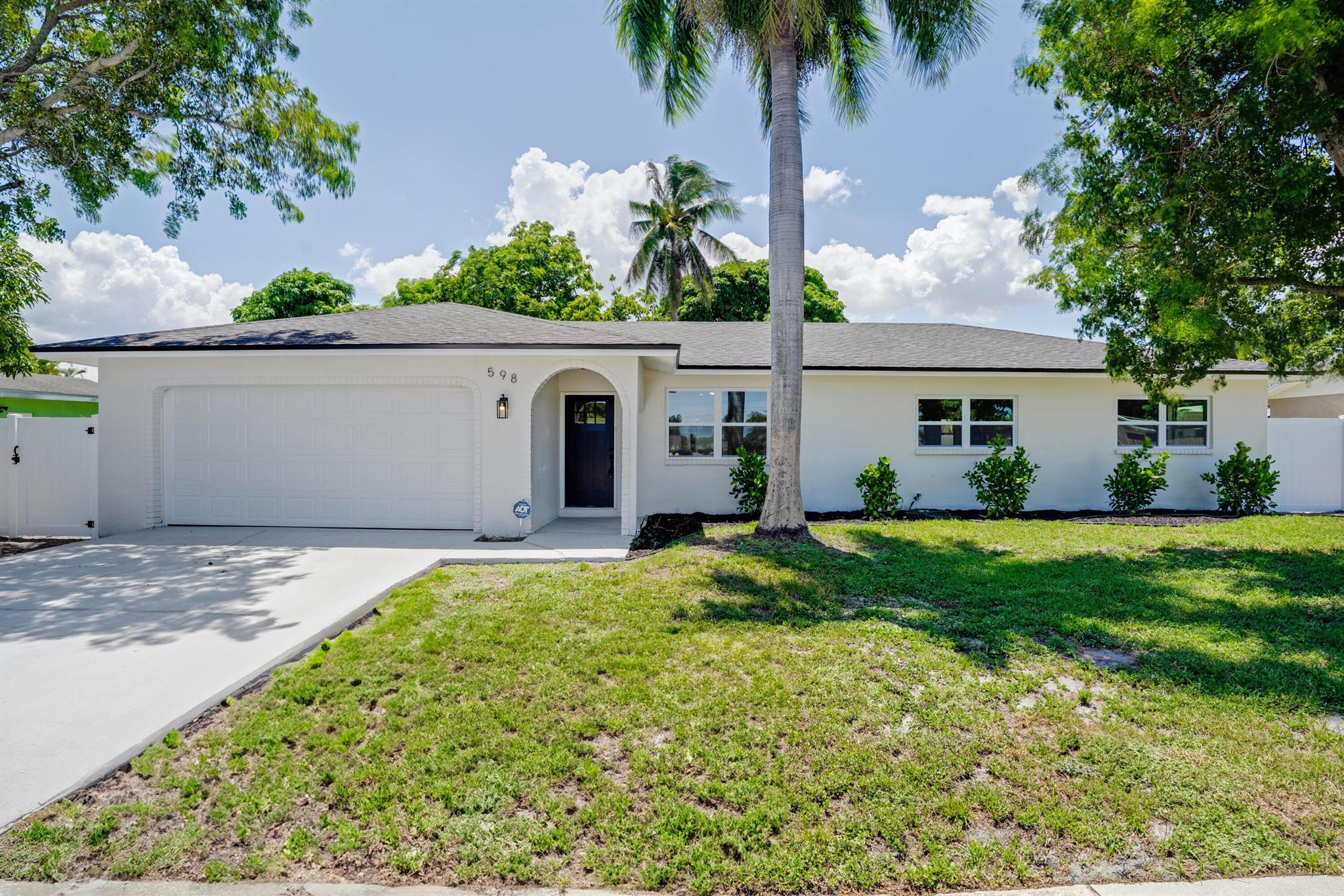 598 Coral Way