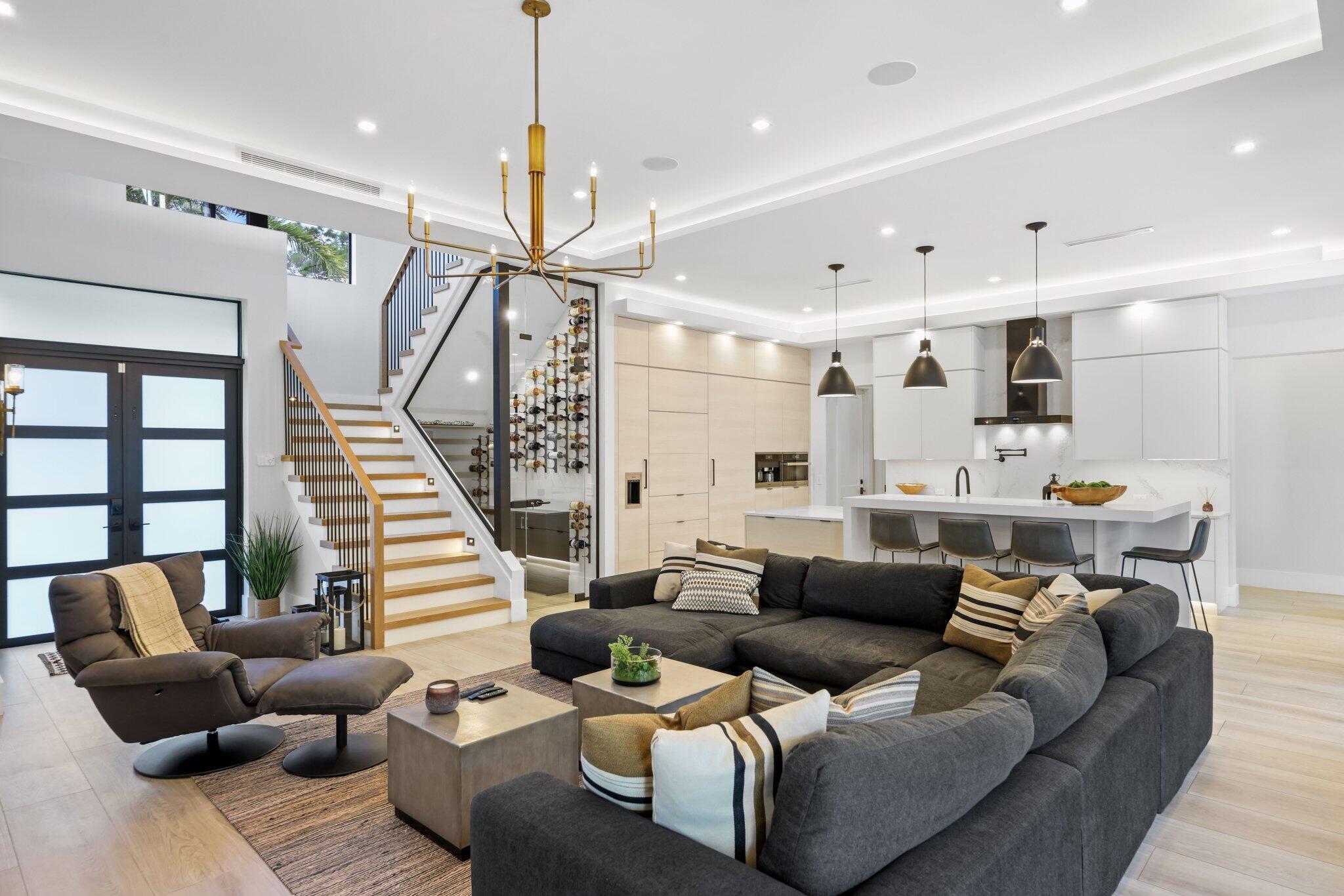 525 Whispering Pines Rd Boynton Beach, FL 33435