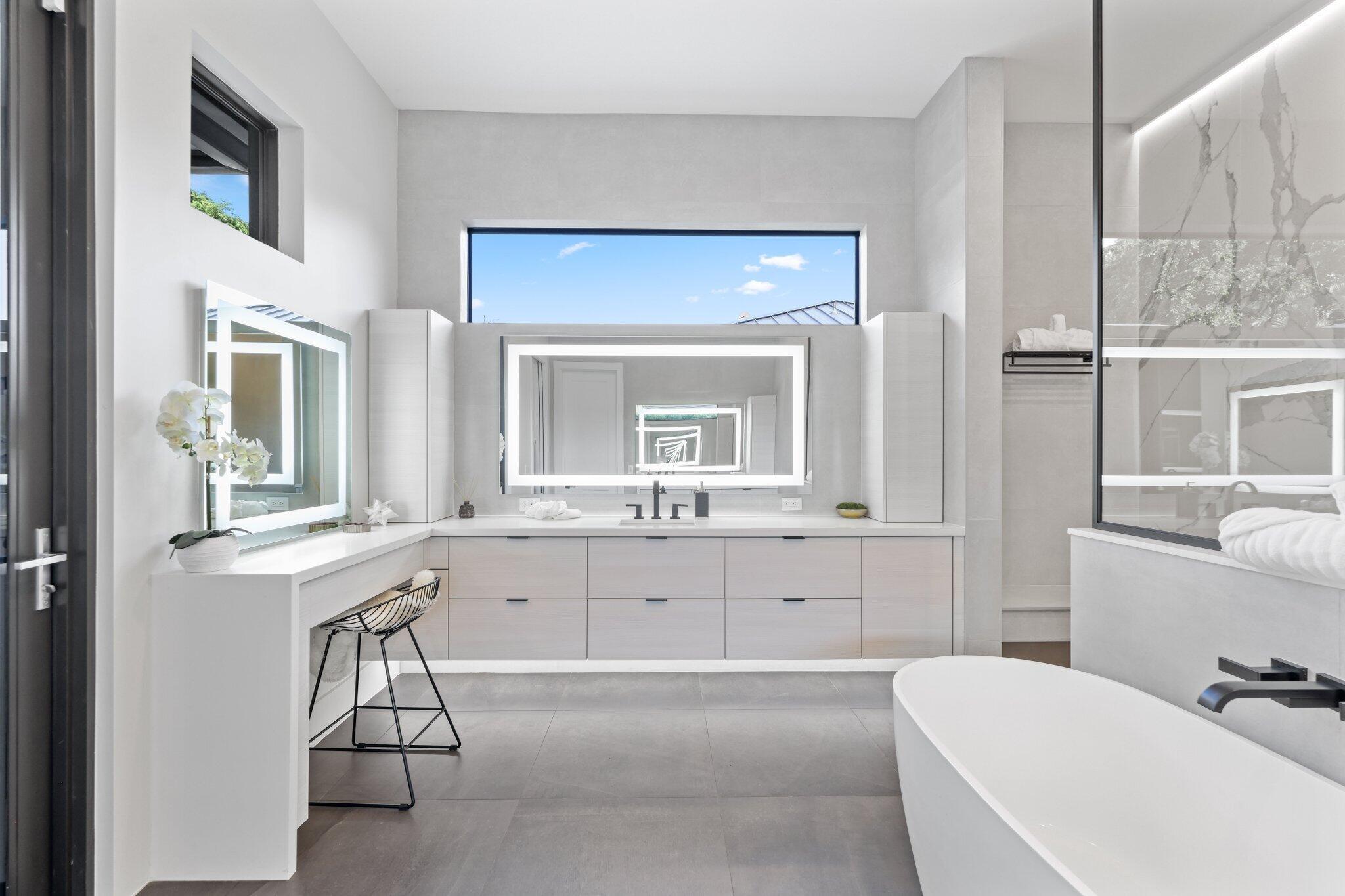 525 Whispering Pines Rd Boynton Beach, FL 33435