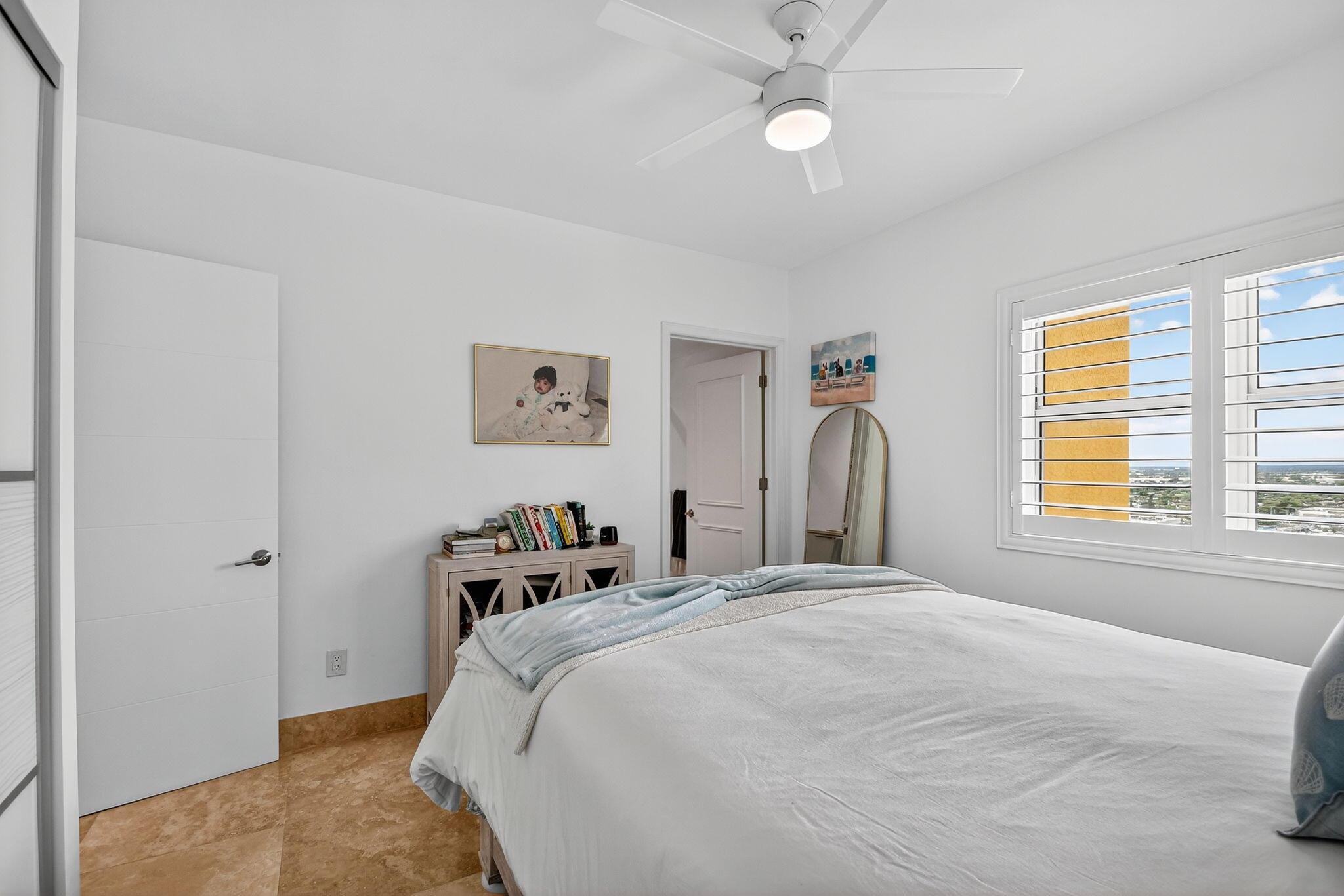 2640 Lake Shr Dr #1710 Riviera Beach, FL 33404