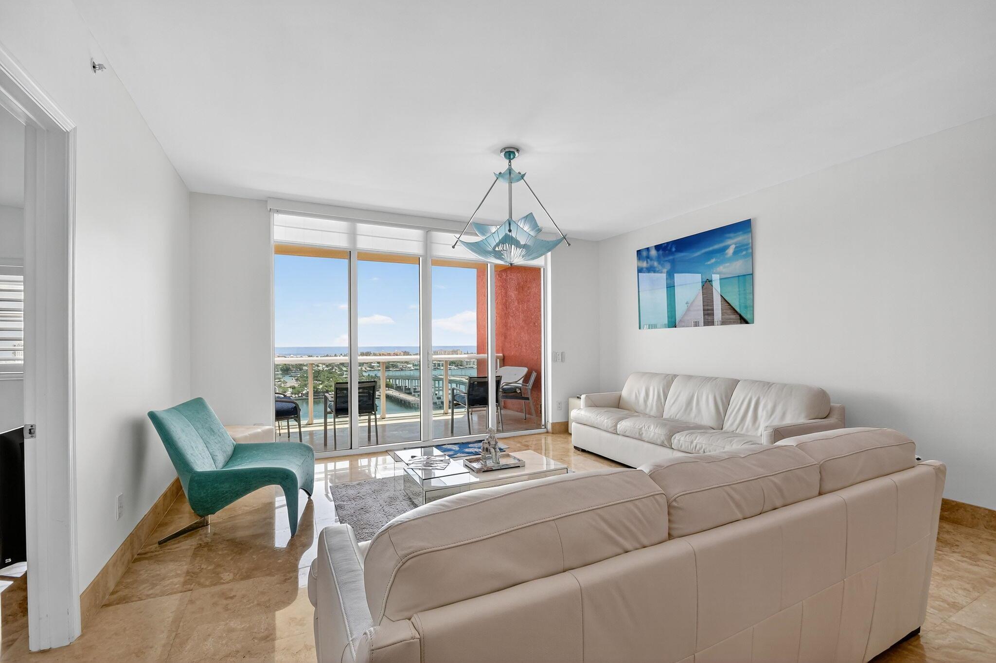 2640 Lake Shr Dr #1710 Riviera Beach, FL 33404