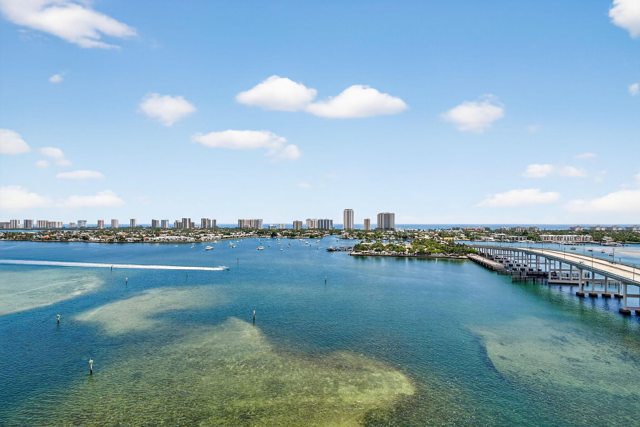 2640 Lake Shr Dr #1710 Riviera Beach, FL 33404