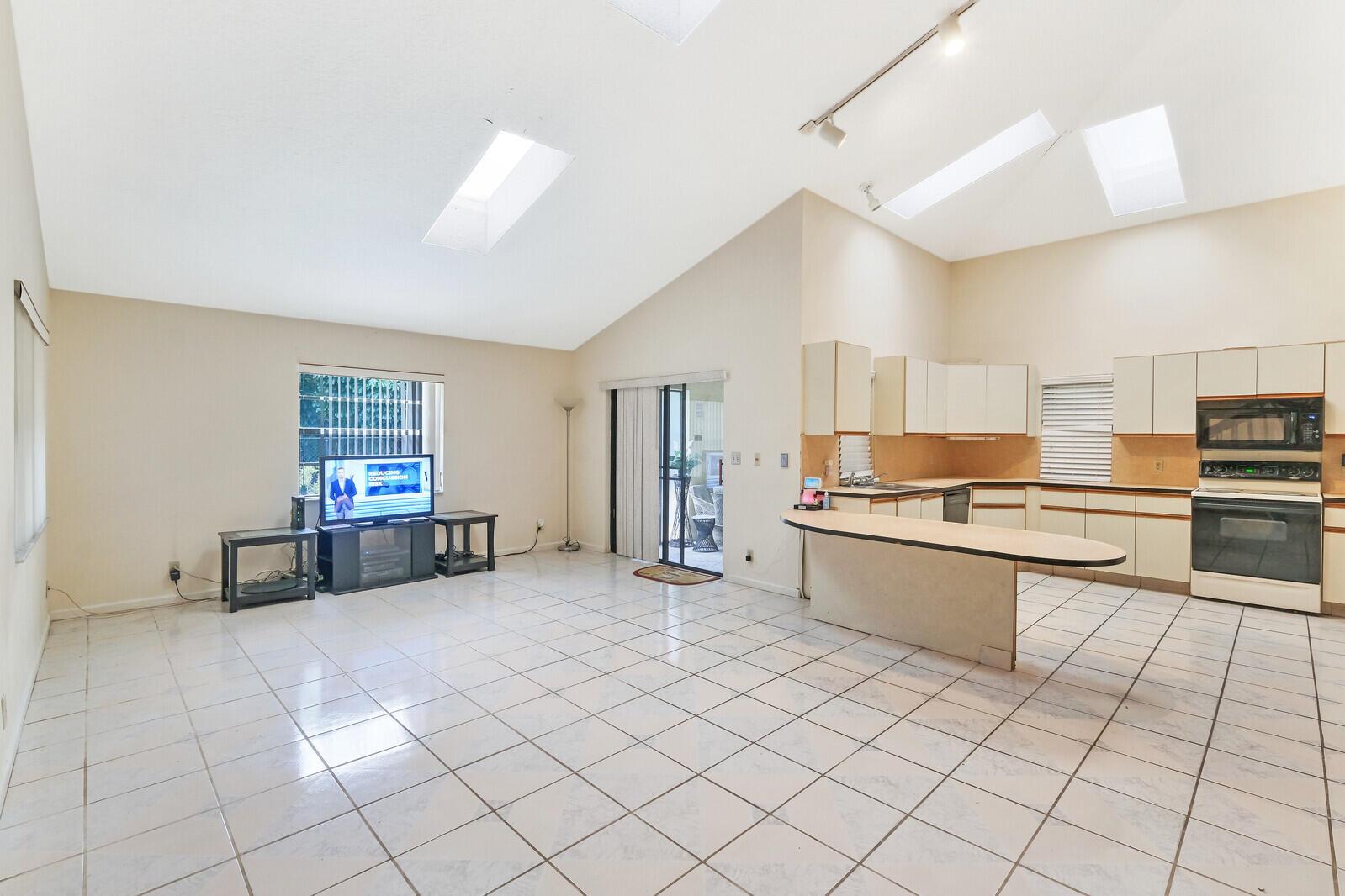 17520 Bridle Ct Jupiter, FL 33478