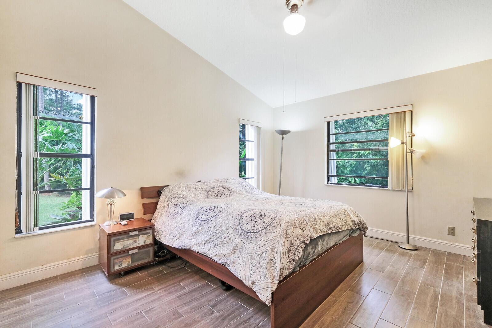 17520 Bridle Ct Jupiter, FL 33478