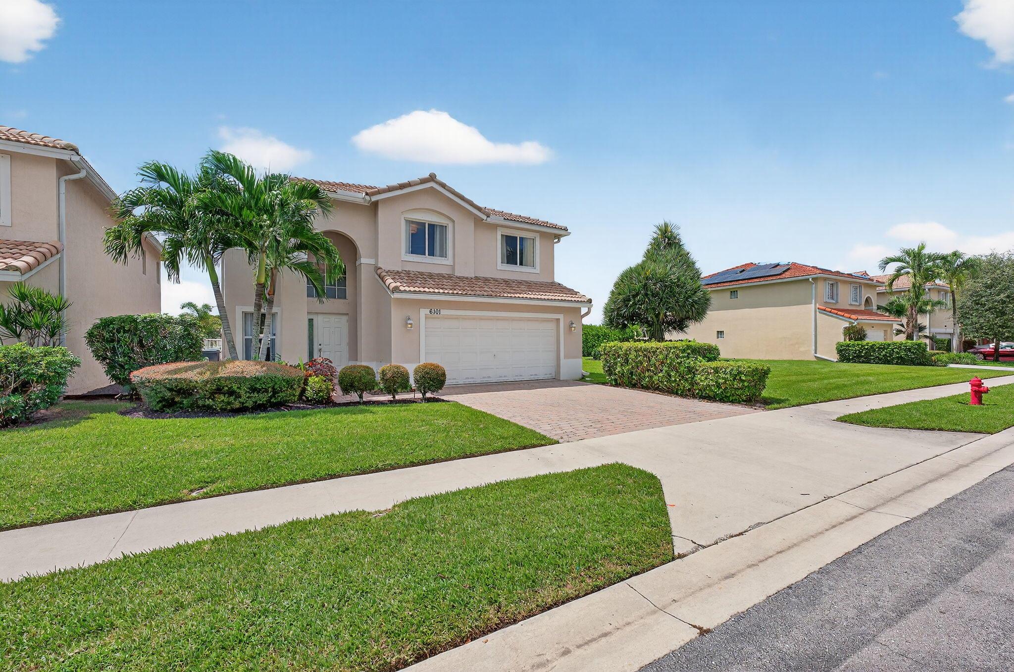 6101 Willoughby Cir